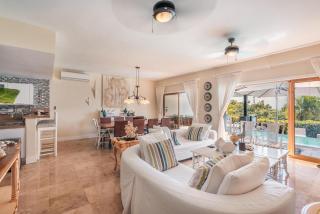 Magnificent villa with ocean view in Puerto Bahia - Santa Bárbara de Samaná - 4