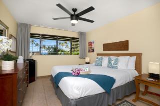 Beautiful 2 Bedroom Condo with Panoramic Ocean Views | Oceanfront - 7
