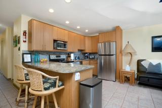 Beautiful 2BR 2BA with Panoramic Ocean Views, Wifi, Free Parking! - 6