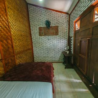 Rumah Gaharu - Kamar Gebyok 01 - 6