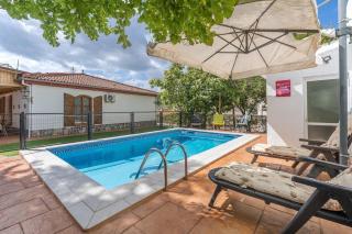 Casa rural VISTABLANCA en una sola planta con bonitas vistas y piscina - Junto a la capital y la Alhambra - Cenes de la Vega - 0