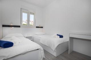 Apartments Dragan - Postira (Postire) - 5