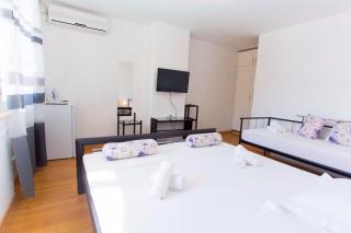 Apartments and Rooms Hope - 7