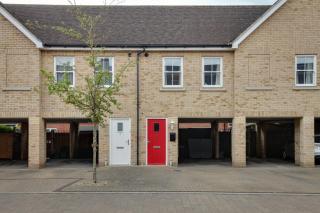 Two Bedroom Coach House - Free Allocated Parking for 2 vehicles - Central Colchester - Colchester - 6