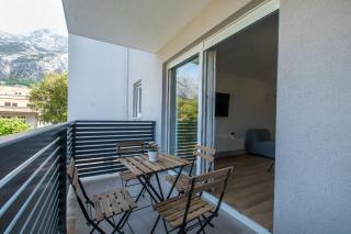 Apartments Mario - Makarska (Macarsca) - 0