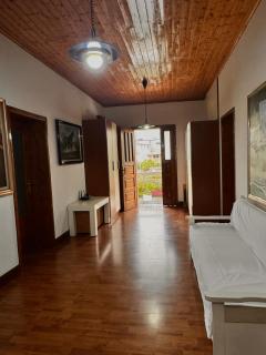Grand House Rooms - Tirana - 4