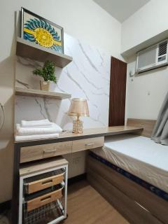 Luxury 2 BR condo unit near NAIA - Manila - 1