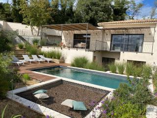 Villa paisible entre Avignon et Nimes avec piscine chauffée sur demande - Rochefort-du-Gard - 3