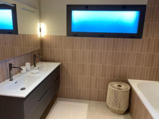 Villa paisible entre Avignon et Nimes avec piscine chauffée sur demande - 1