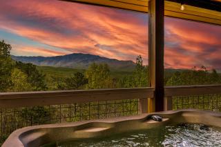 Bearded Bear Lodge - Gatlinburg - 9