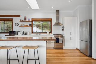 Charming 4 Bed Home in Mount Victoria - Mount Victoria - 1