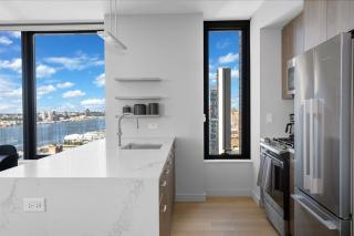 Modern Stylish 2BR 2BA Apartment in Hudson Yard - New York - 4