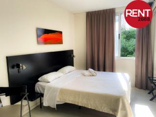 Rent Perón Italiano - 2