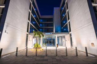 1BR w Exclusive Lagoon Access in District One Meydan - Dubai - 0