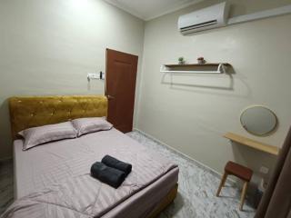 Cozy Classic Homestay - Kangar - 2