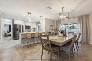 120 E Park Ln - Cocoa Beach - 3