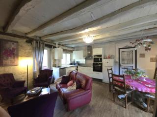 Maison Périgourdine avec Cheminée, Jardin Privé & Wifi, Proche Sarlat et Vallée de la Dordogne - FR-1-616-49 - Sainte-Mondane - 4