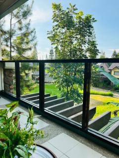 Pine Suites Tagaytay - 2BR unit - The Highland - 7