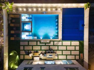 Coachella Luxe Oasis 6BR Resort Self Check-in - 9