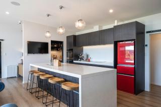 Surfing Fox - Foxton Beach Holiday Home - 2