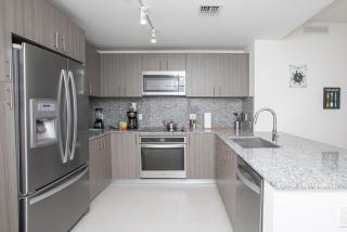 Luxury 1BD/1BT Apartment in Downtown Doral - Miami - 6