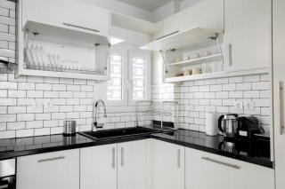 Dew 1-Bedroom Apartment in Athens - Atene - 1