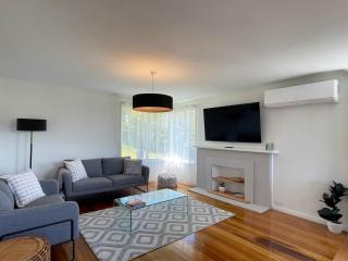 Quarry House - Bright and Renovated! - Hobart - 5