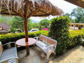 Sunrise Sea Hill Cottages - Ilhas Karimunjava - 2