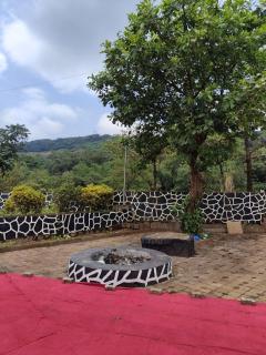 The Purple County Resort - Lonavala - 4