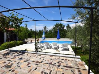 Lovely apartment with pool in Poreč - 5
