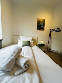 Haus Rasink I Monteure I Teams I 160m2 I 5 Z I Terrasse I P I 2 WC I Küche I Smart TV - 4