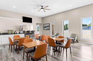 Quality Inn Oskaloosa - Oskaloosa - 2
