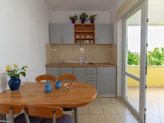 Homely Apartment in Sukošan near Sea - Sukošan - 8