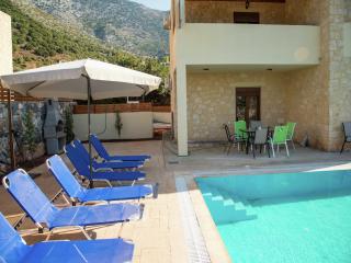 Luxurious Villa in Bali Crete with Pool - Bali - 8