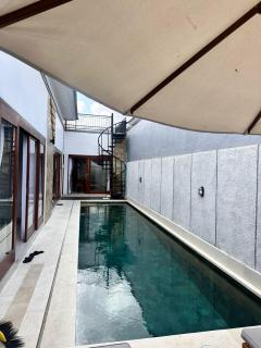 shakuntala villas - Jimbaran - 0