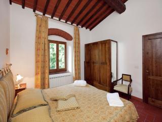 Pleasant Apartment with Swimming Pool,Garden,BBQ, Parking - Lucolena in Chianti - 2