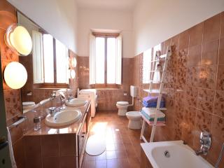 Lovely holiday home in Montefiridolfi with hill view - Montefiridolfi - 4