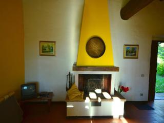 Serene farmhouse in Dicomano with swimming pool - Dicomano - 2