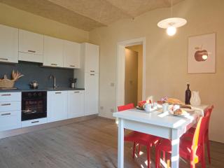 Modern Apartment in Agliana with Shared Garden - 9