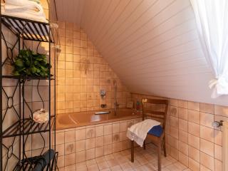 Charming Apartment in Weißenbrunn near Forest - Weißenbrunn - 1