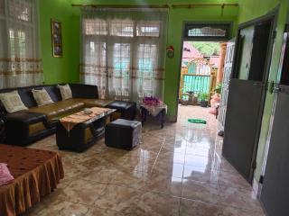 Depary Homestay Binjai - Binjai - 9