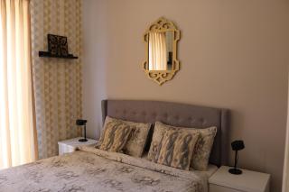 Gallery Hotel - 5