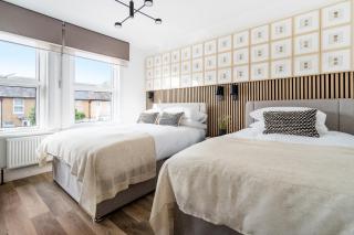 Newly Designed, 2br Apt, 5min from Northwood London Tube Station, NATO HQ, Ideal for Wembley, Warner Studio, Contractors - Northwood - 5