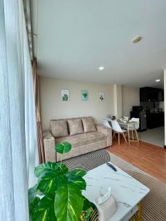 The Kris 2 Bedrooms 2 Bathrooms Apartment - 4