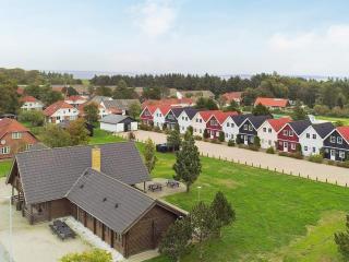 6 person holiday home on a holiday park in Blåvand - Blåvand - 8