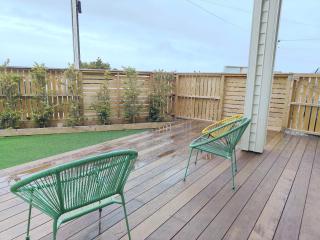 Stylish Family Retreat in Hillcrest 4 Bedroom and Playroom - Auckland - 3