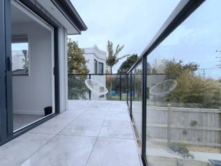Stylish Family Retreat in Hillcrest 4 Bedroom and Playroom - Auckland - 1