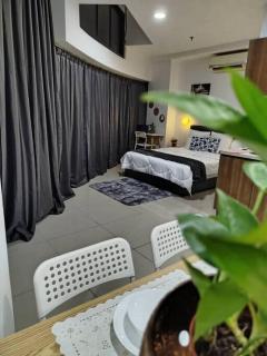 Cozy Haven Queen Deluxe Studio 3 WI-FI Netflix - Petaling Jaya - 9