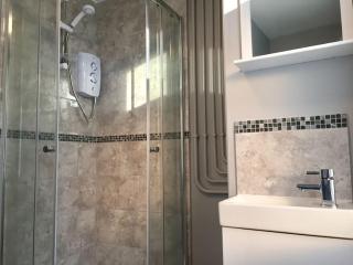 Samuel Place by SG of Crewe - 5 Beds, 4 Bedrooms, 2 Bath - 5