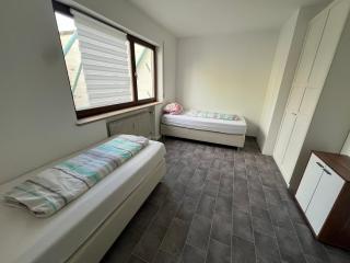 Monteurzimmer 1, Würzburg, Gerbrunn, Gemeinschaft Küche, WC, Dusche - 5